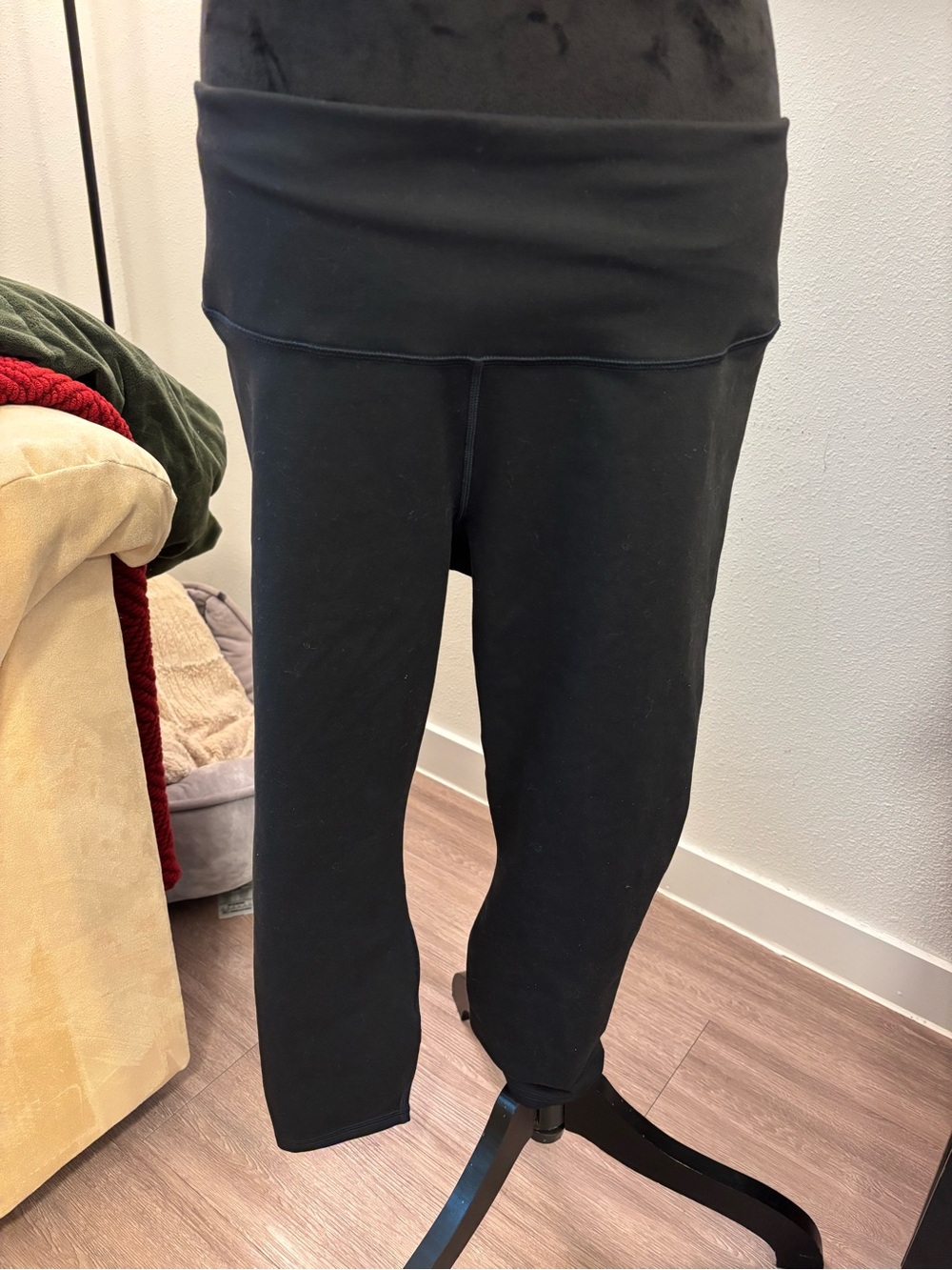 Black power hold Leggings